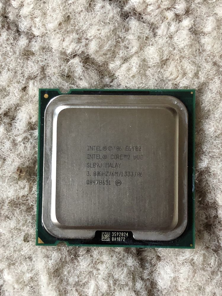 Процесор  intel core 2 duo E8400