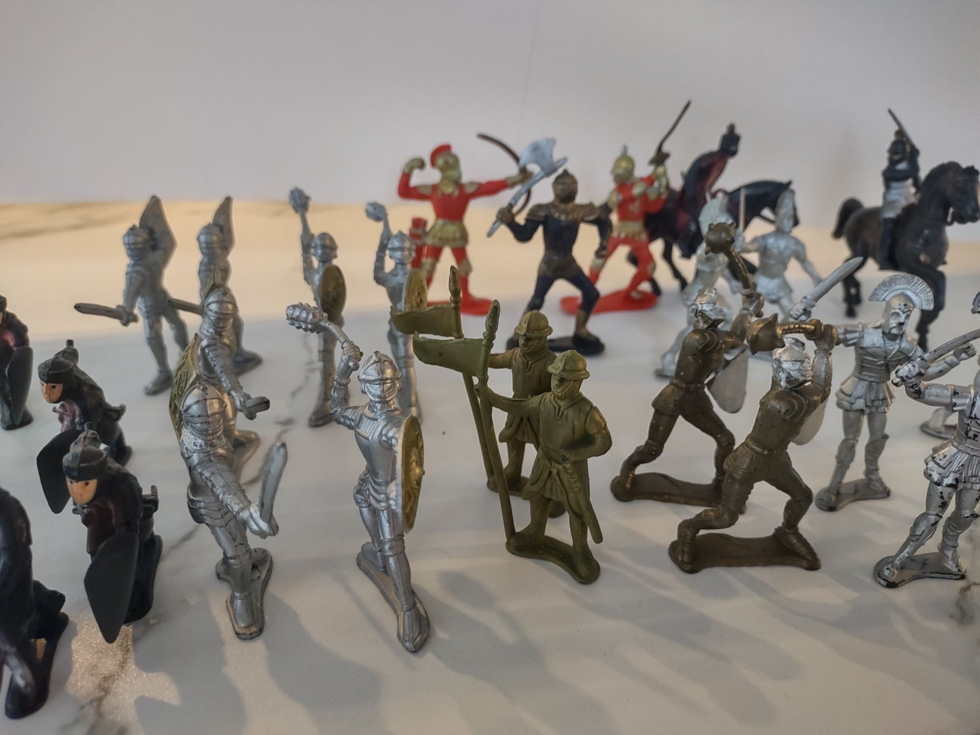 Figurki wojowników