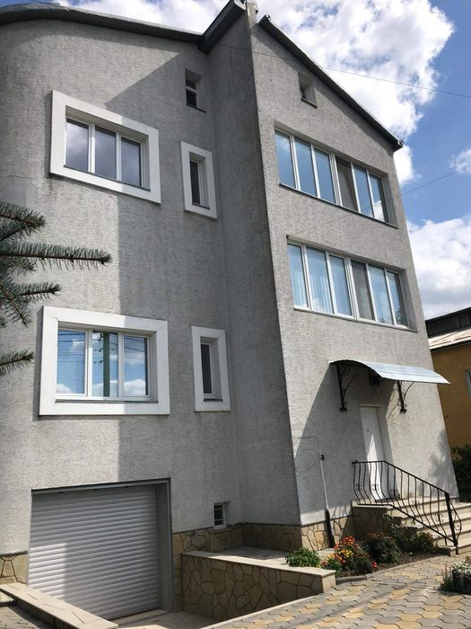 Продається великий будинок в с. Гаї Шевченківські