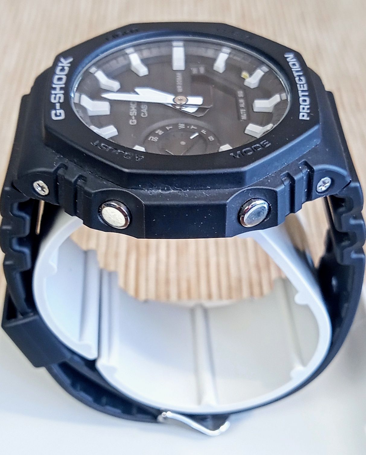 Zegarek Casio G-Shock GA-2100