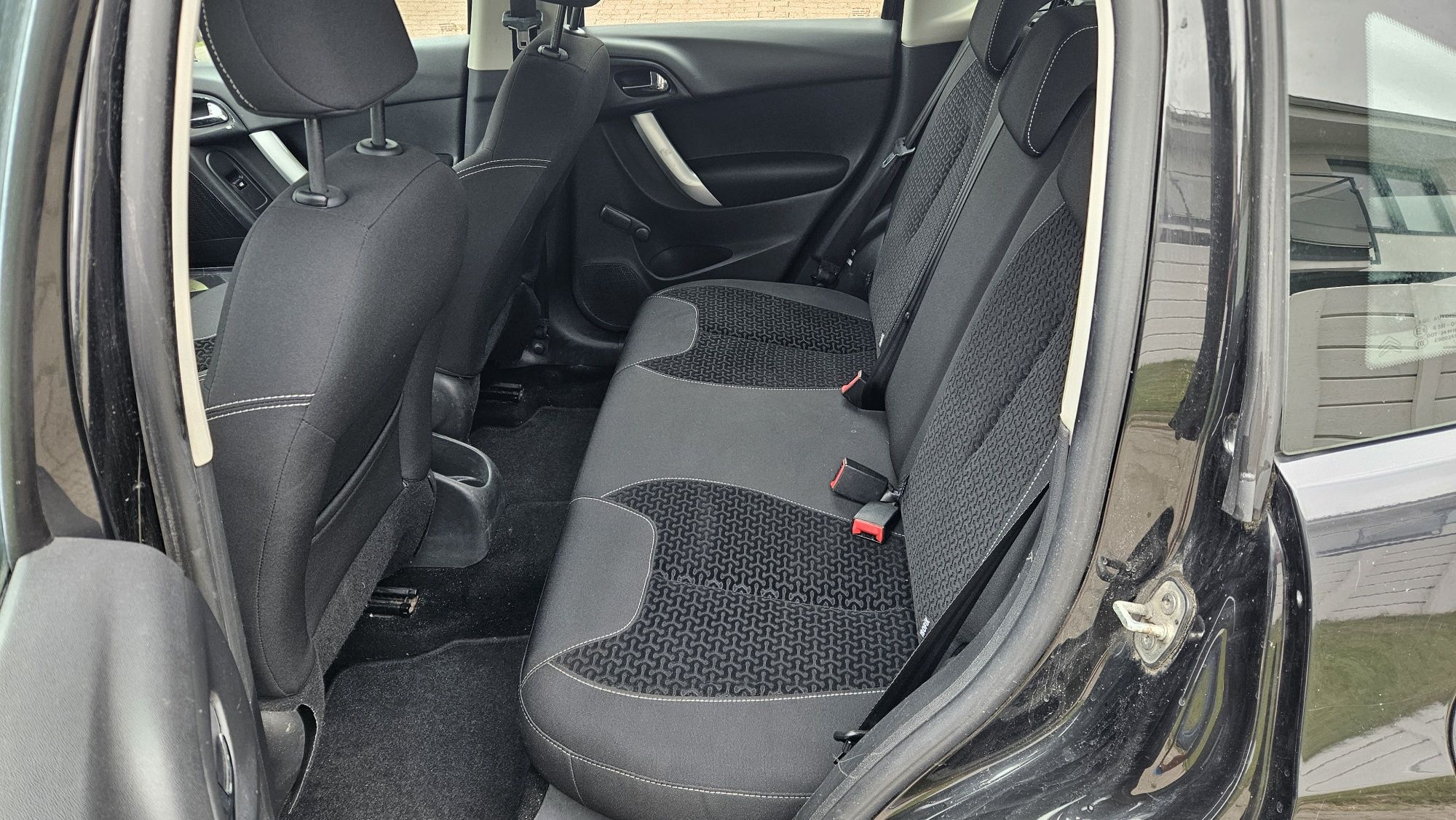 10r 189tys.km CITROEN C3 1,4 75KM klima sprawna opłacony