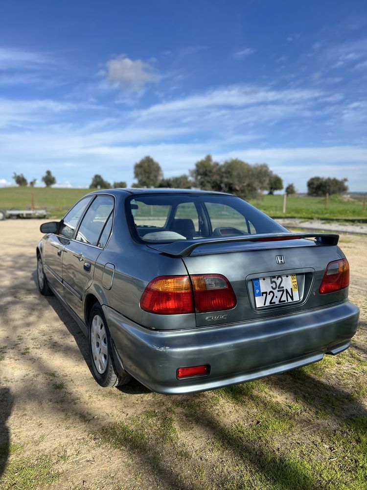 Honda Civic 1.6 Automatico USA
