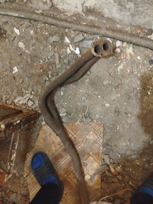 Продам деталі салону та подкапотки на ваз