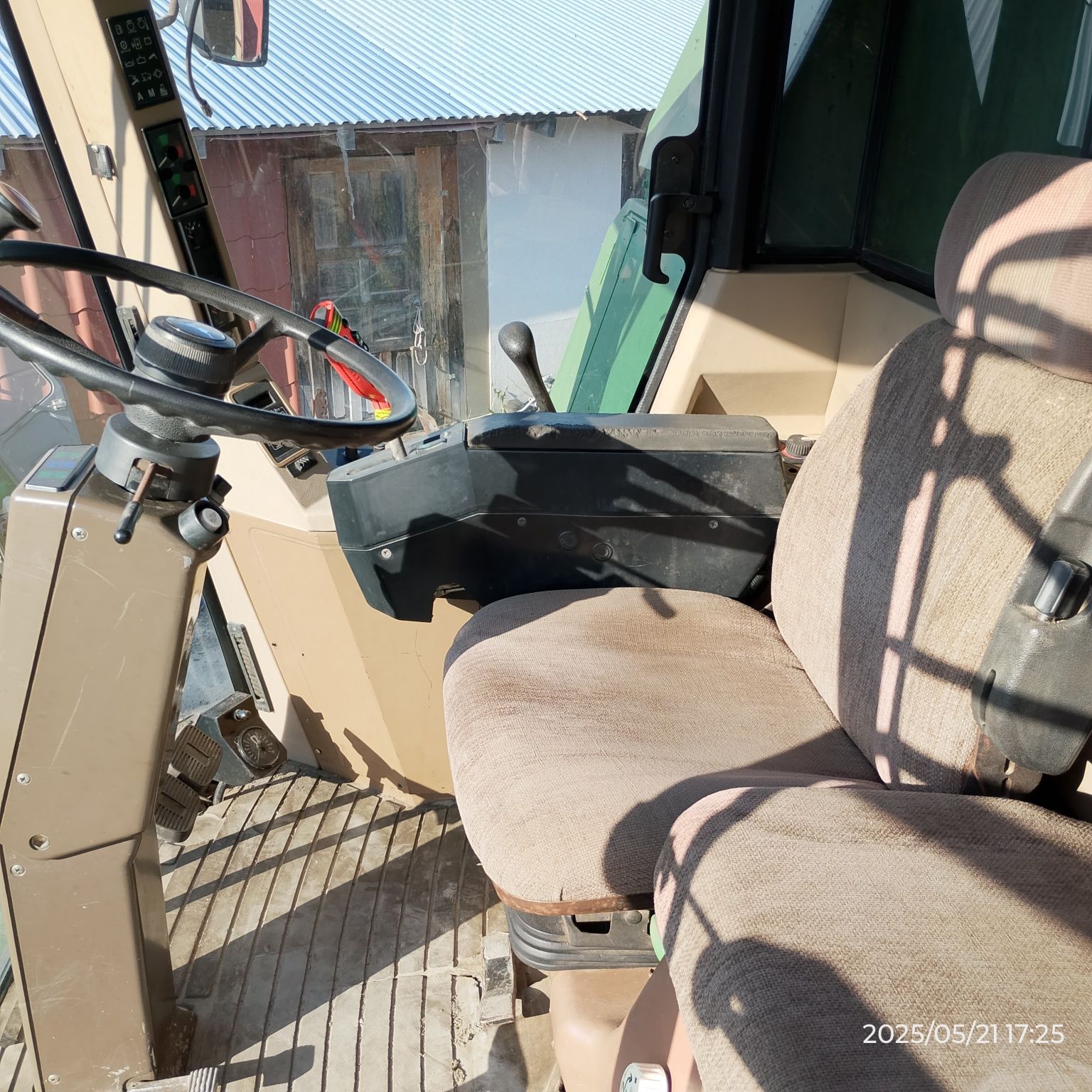 John Deere  2264