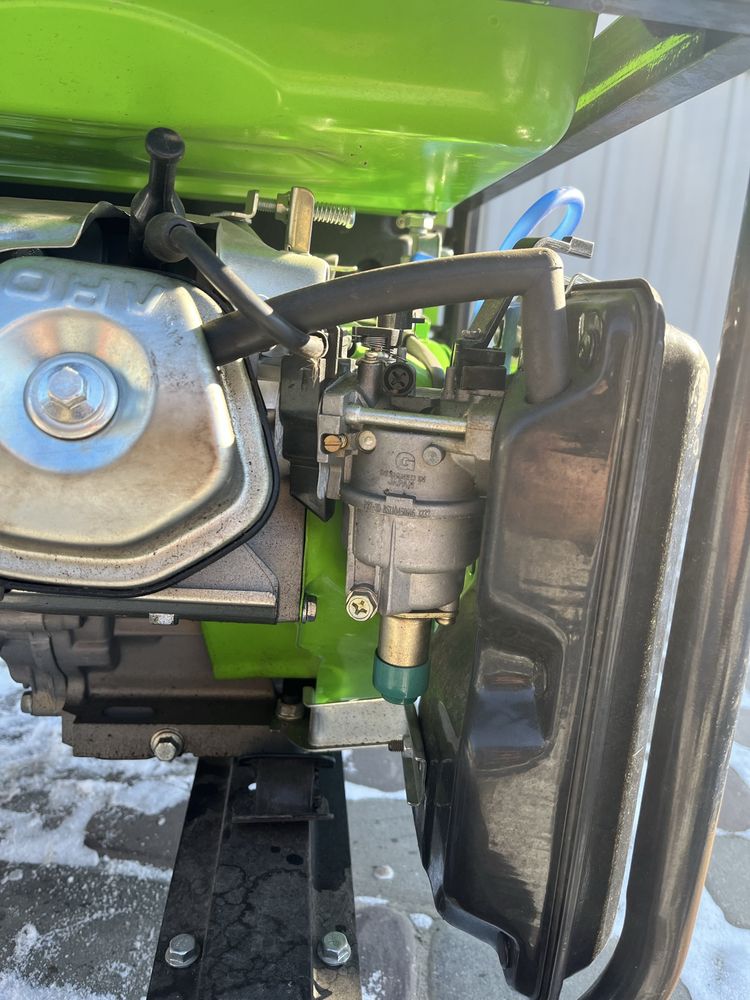 Продам генератора IMC8000E