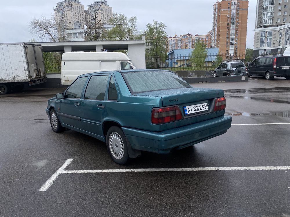 VOLVO       850 2.5.