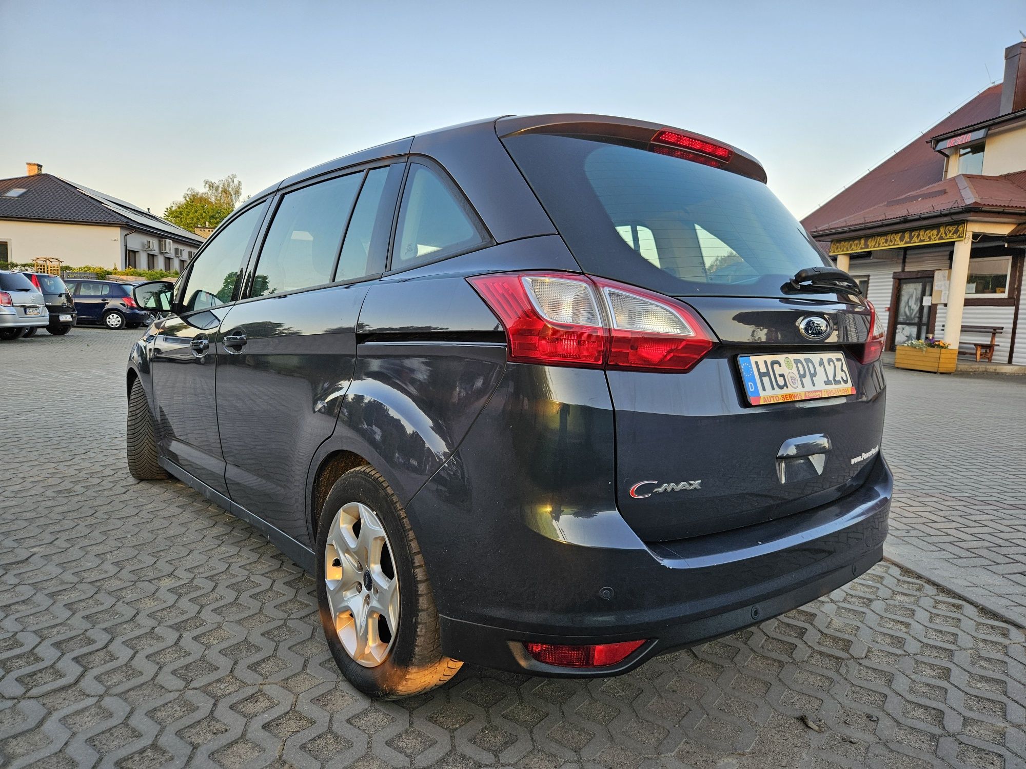 Ford Grand Cmax 1.6  zadbany