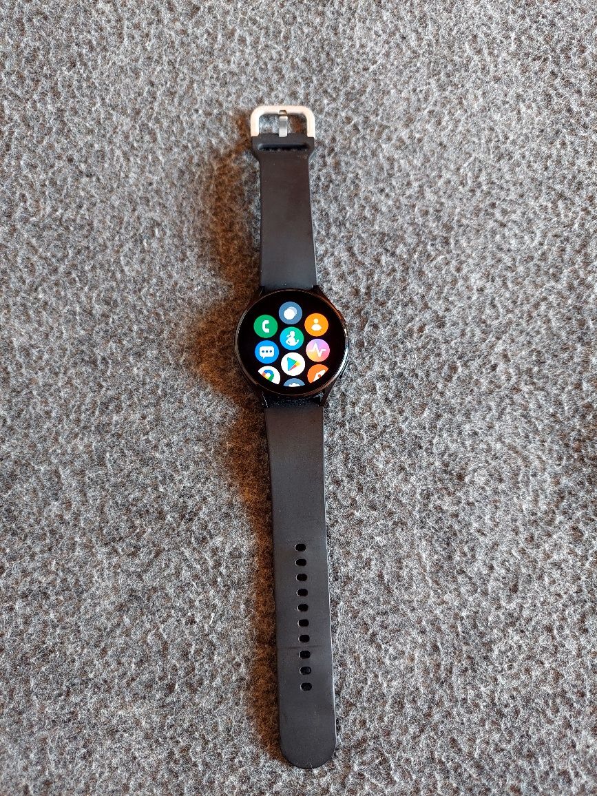 Samsung galaxy watch 4 44mm LTE