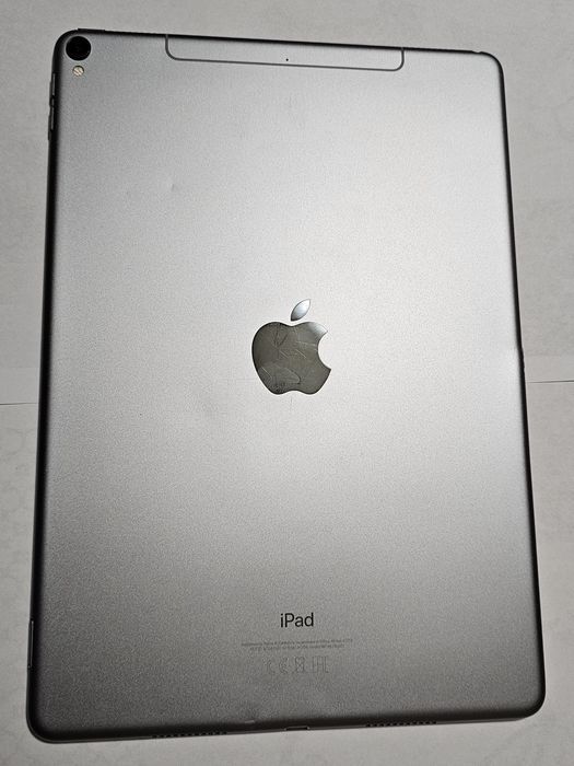 Під Відновлення Планшет Apple iPad Pro 10.5 A1709 64GB Disactivated
