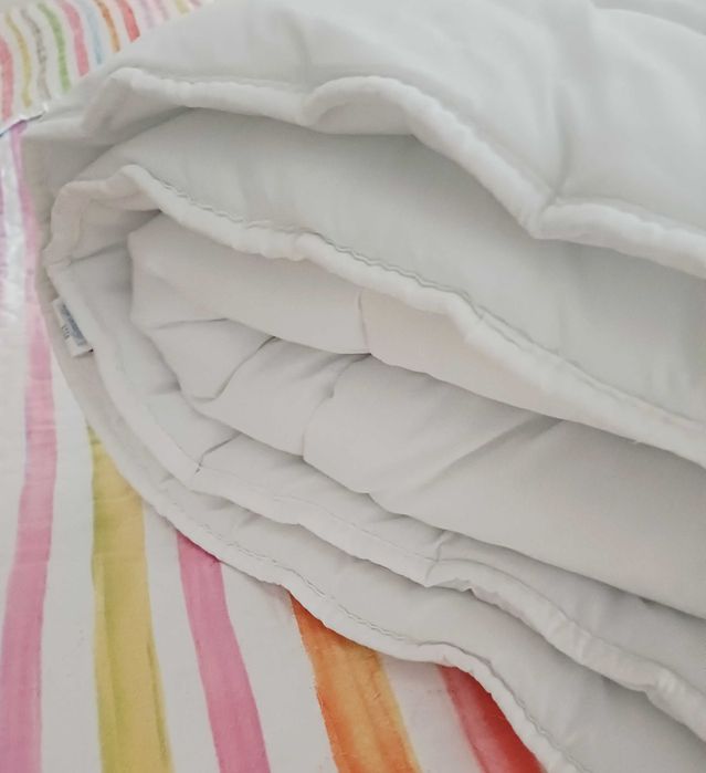 Edredão para cama de grades de bebé