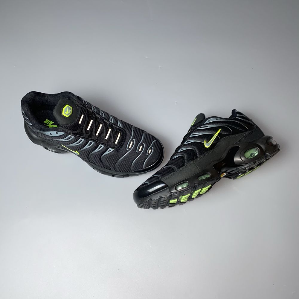 Кросівки кроссовки Nike Air Max Plus