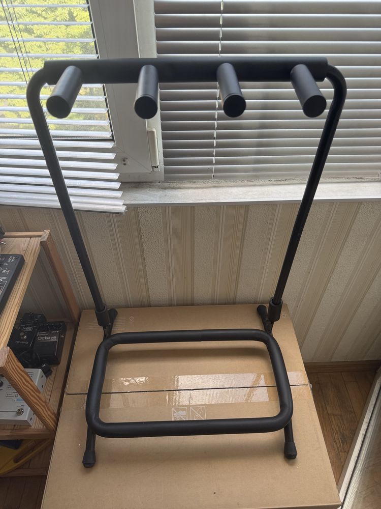 Fender Multi-Stand 3 гітари, стійка для трьох гітар