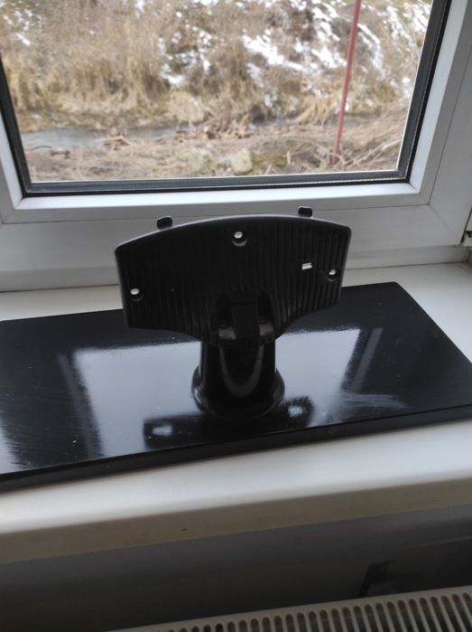 Ніжка на телевізор