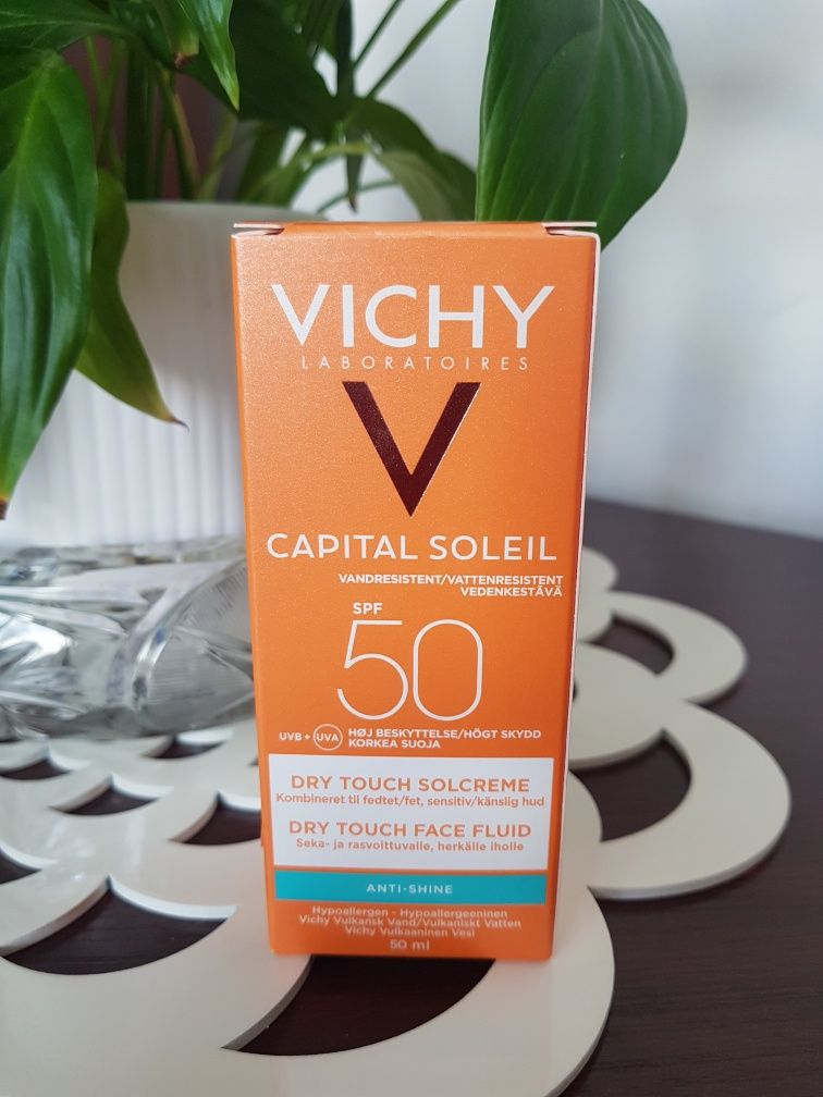 Vichy capital soleil matujący krem do twarzy spf 50-skóra mieszana i t