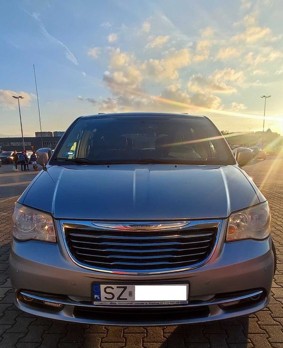Chrysler Town & Country 3.6 + LPG – rodzinny jankes z charakterem!