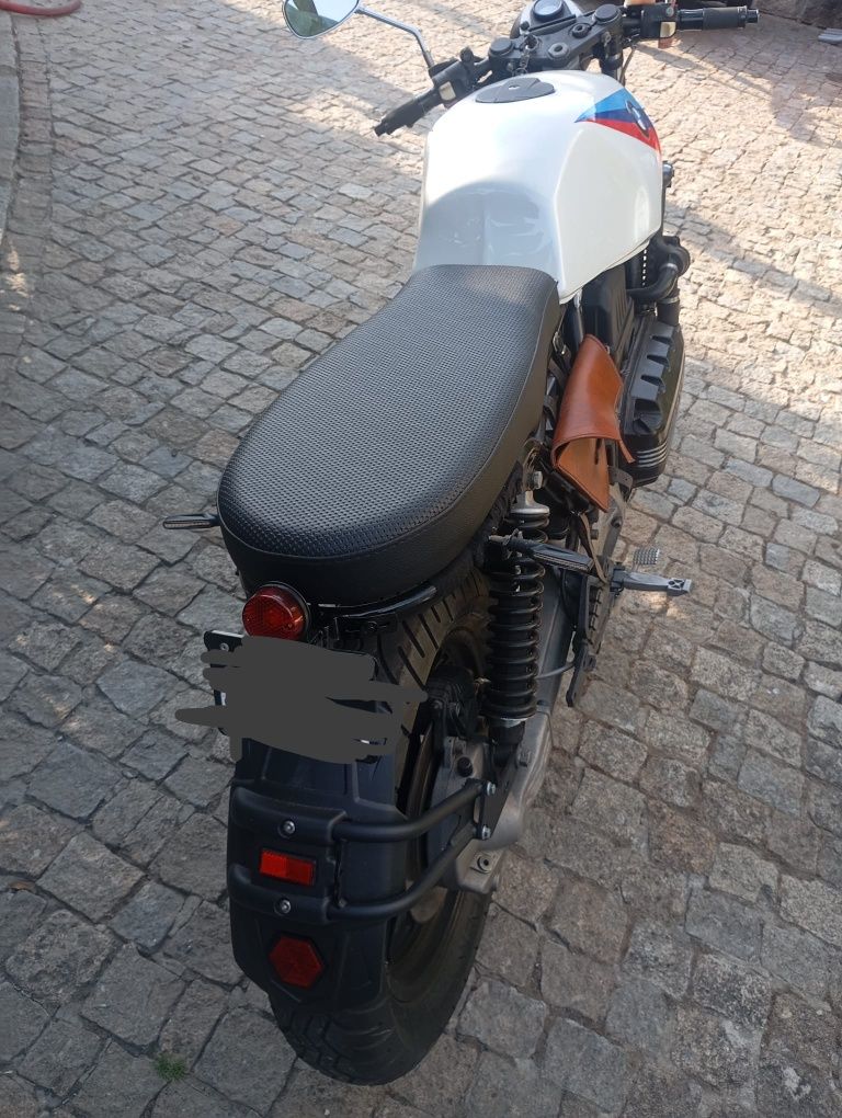 BMW mota.  KR100