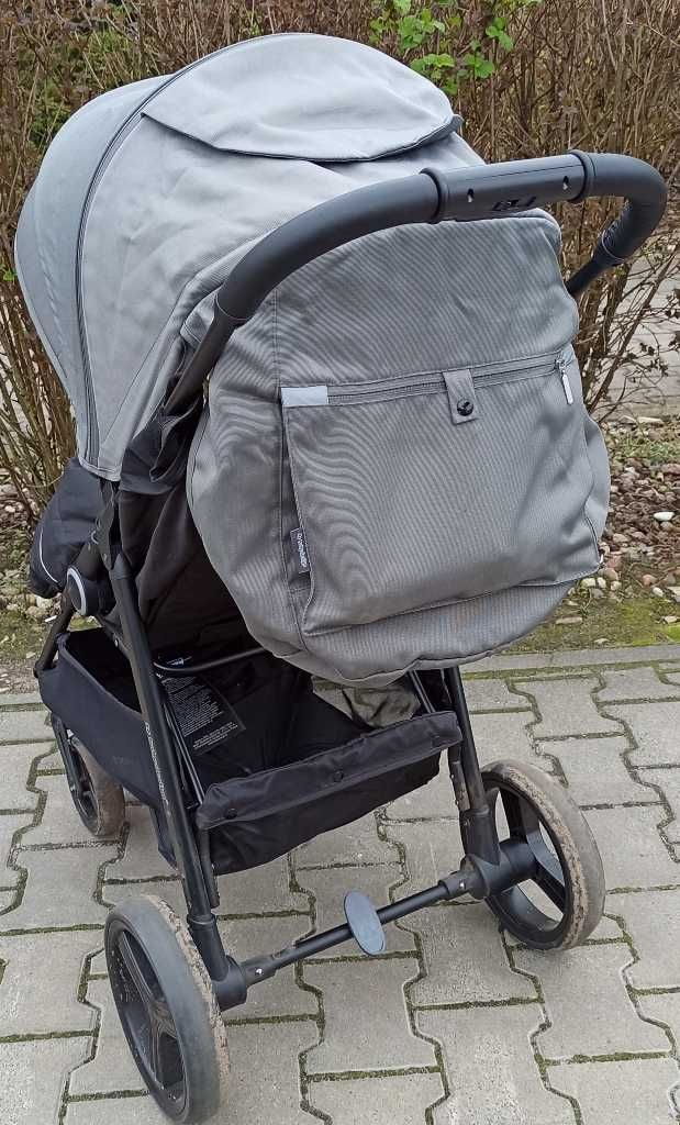 Wózek spacerowy Baby Design COCO 2021 z miękką wkładką