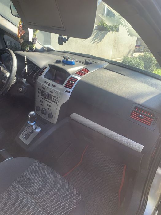 Опель Зафіра Б 1,9 дизель,2007 рік,автомат