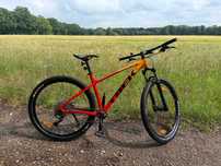 MTB Trek Marlin 7, 2023 rok, rama M/L, kola 29