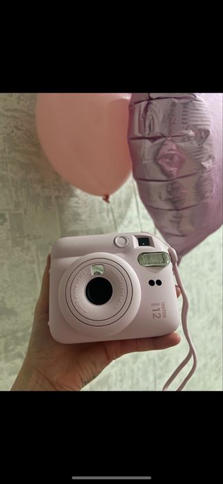 Камера моментального друку Instax mini 12