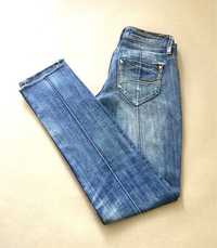 Spodnie niebieskie jeansy Cropp Exclusive Line rozmiar S 26/32