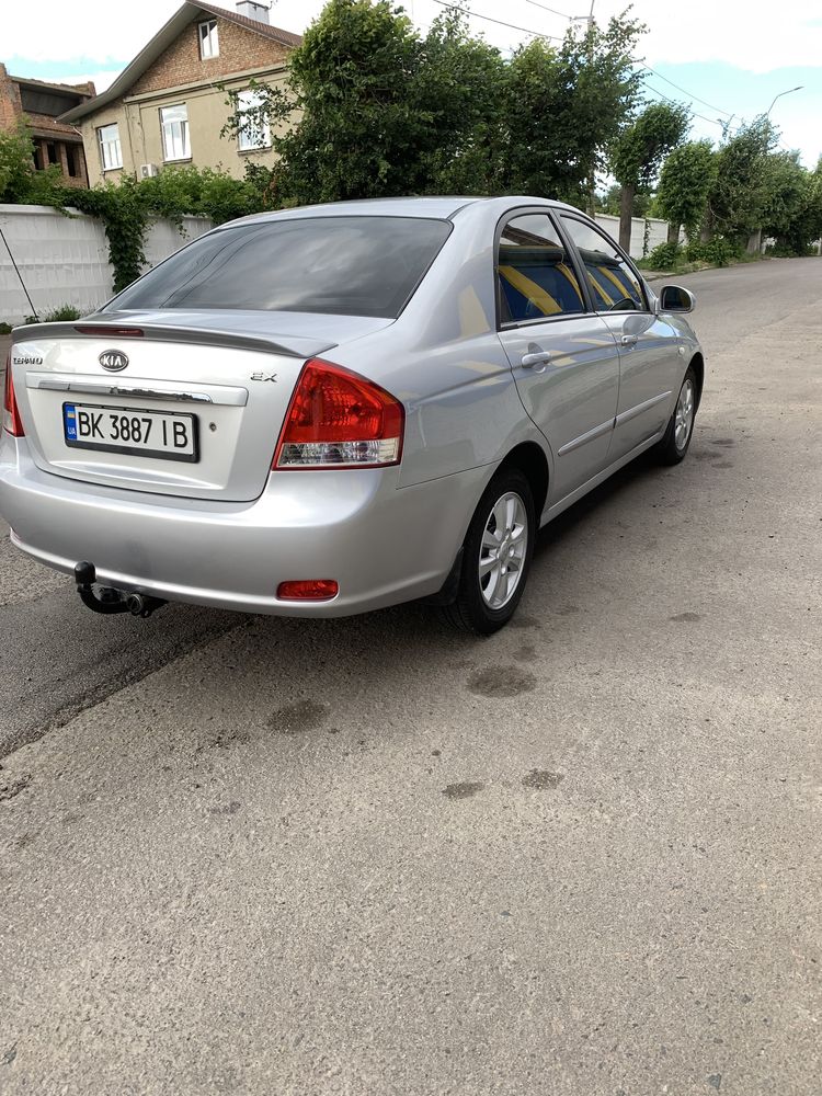 Kia cerato 2.0 EX кіа церато газ бензин