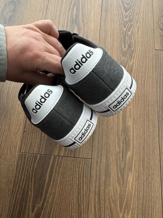 Buty Adidas rozmiar 42