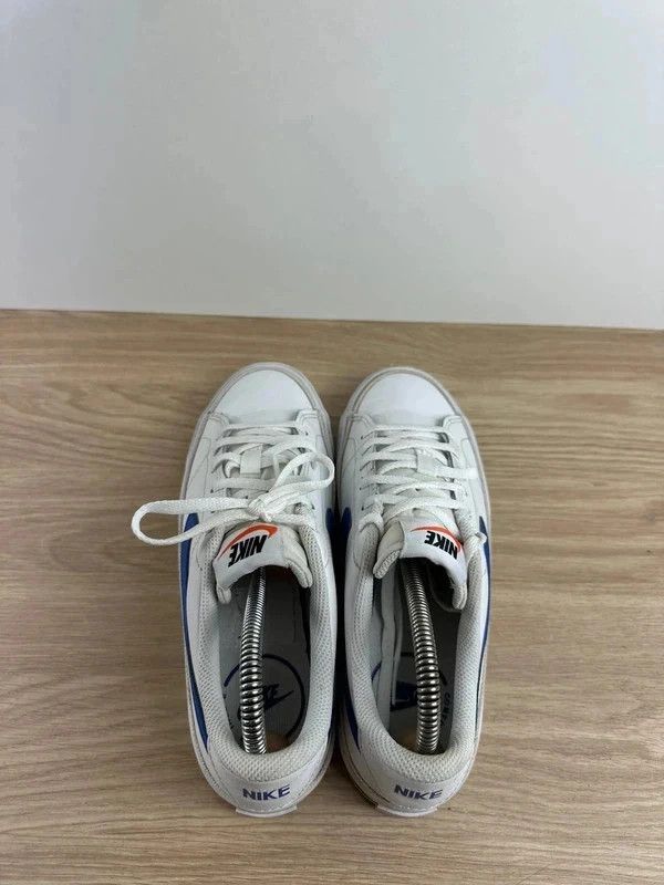 ORYGINALNE BUTY Buty sneakersy trampki białe Nike blazer r. 39