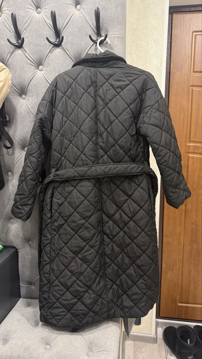 Пальто стьогане чорне