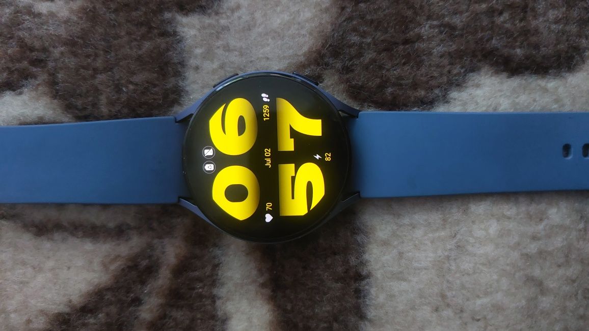 Часы samsung wotch 5 (44) ml продам в идеальном состоянии
Смарт годинн