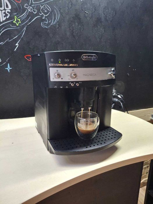 Кавоварка Delonghi Magnifica ESM 3200 з гарантією