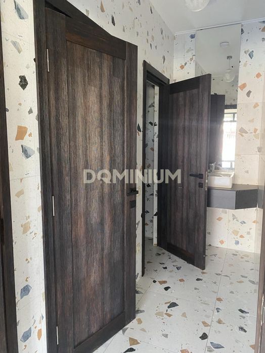 Сучасне комерційне приміщення 75 м² в оренду,вул. Комунальна 7