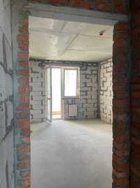 Трикімнатна квартира з проектом на ремонт в ЖК Лебединий