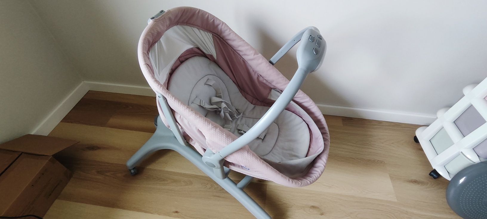Chicco Baby Hug 4in1. Różowy