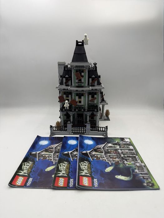 Lego 10228 Haunted House Monster Fighters