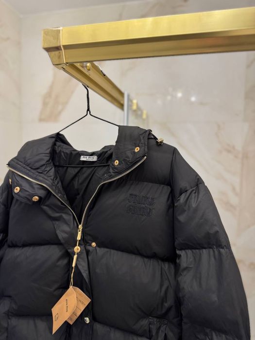 Куртка пухова в стилі Miu Miu