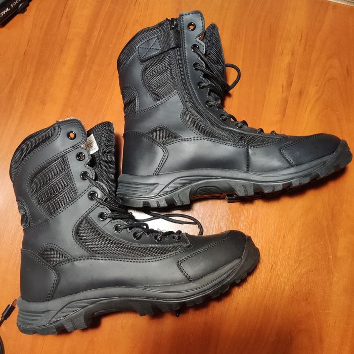 Зимове взуття. Стильні чоботи. 39р. B.G.