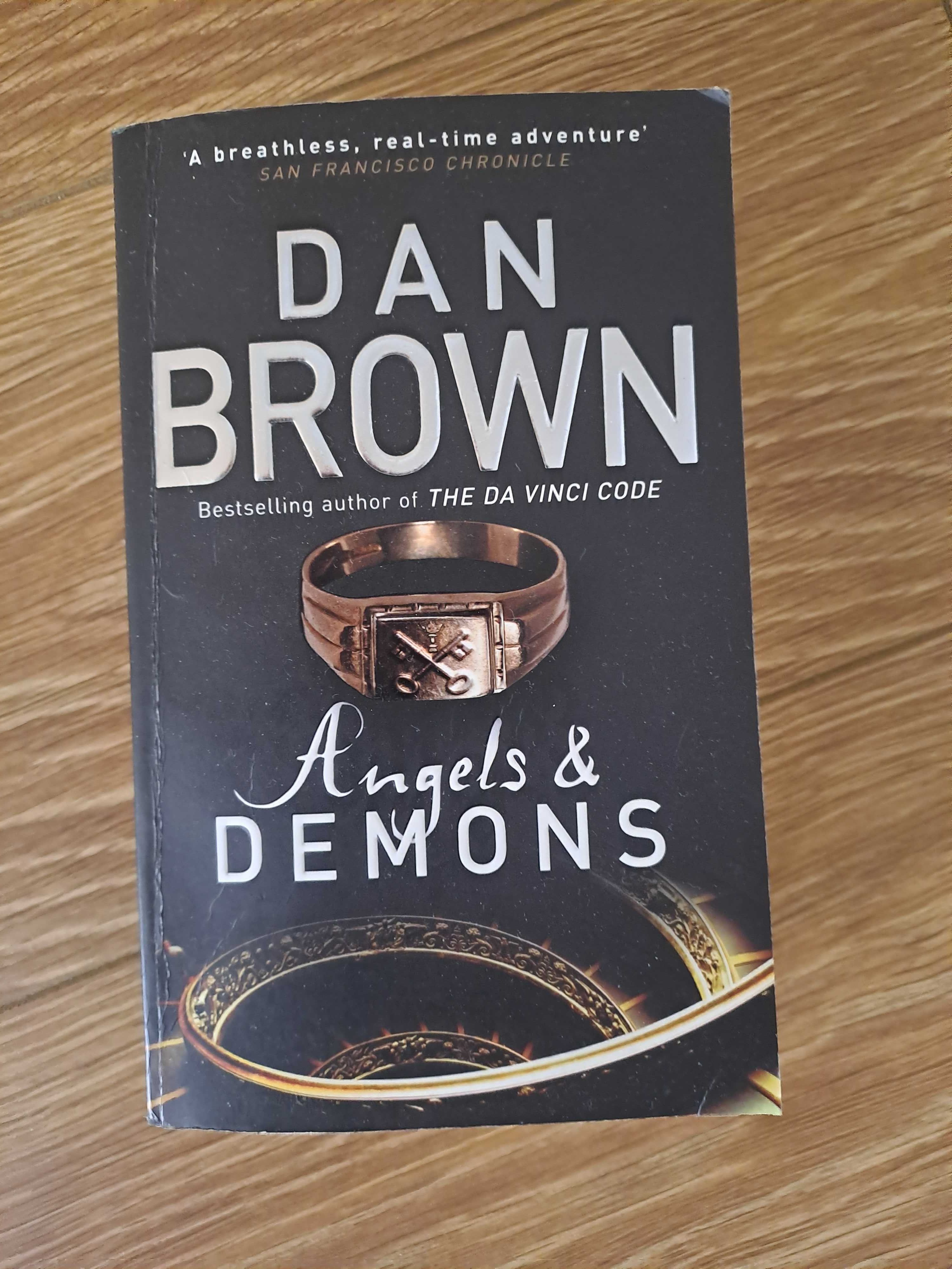 Angels and Demons, Dan Brown, stan dobry