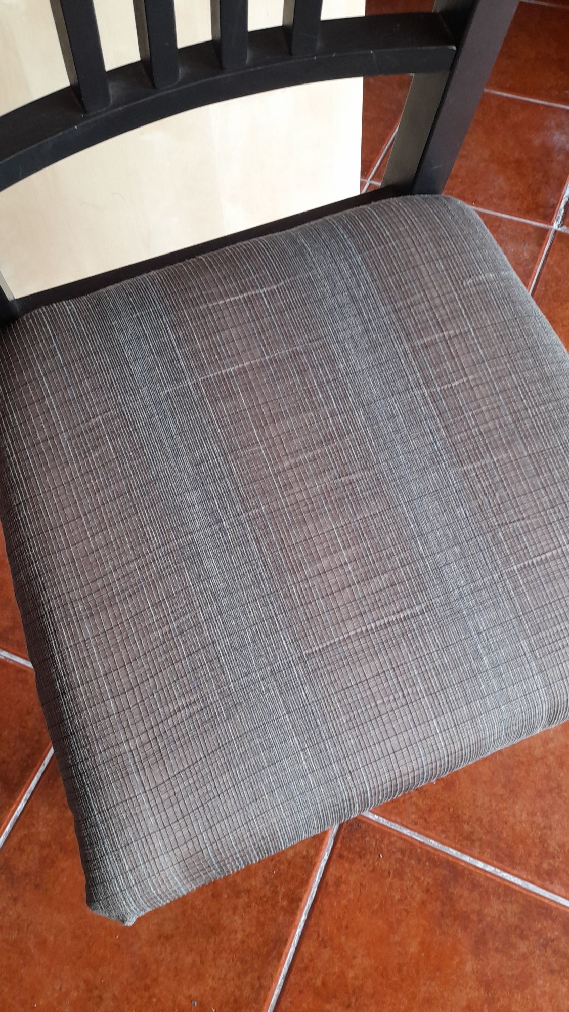 50€ Conjunto 6 Cadeiras Ikea estofadas