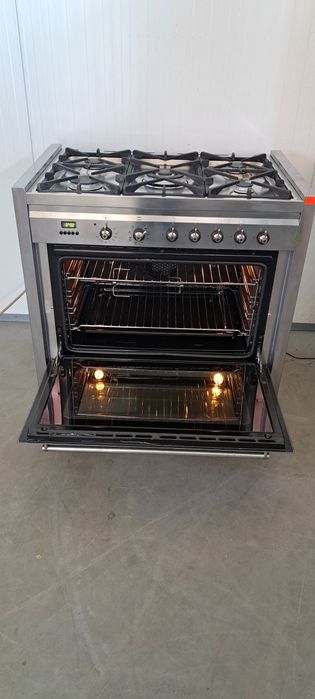 Професійна газова плита Smeg