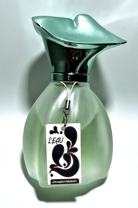 Perfumy damskie / woda perfumowana