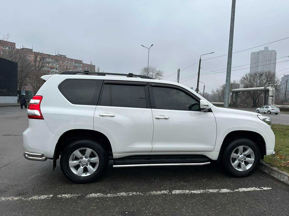 Toyota Land Cruiser Prado 2017