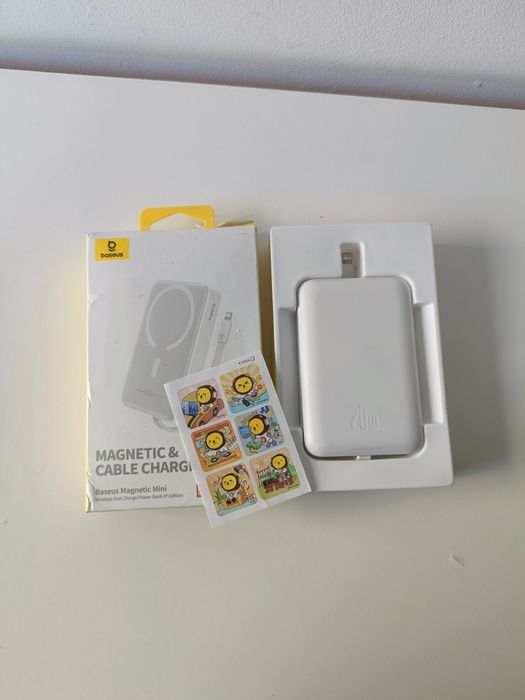 Powerbank Indukcyjny Baseus 20W 10000mAh Magnetic Mini Cable Charging