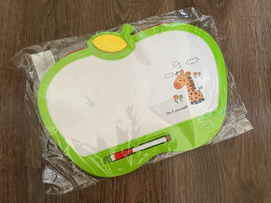 Детская двухсторонняя доска для рисования 3+