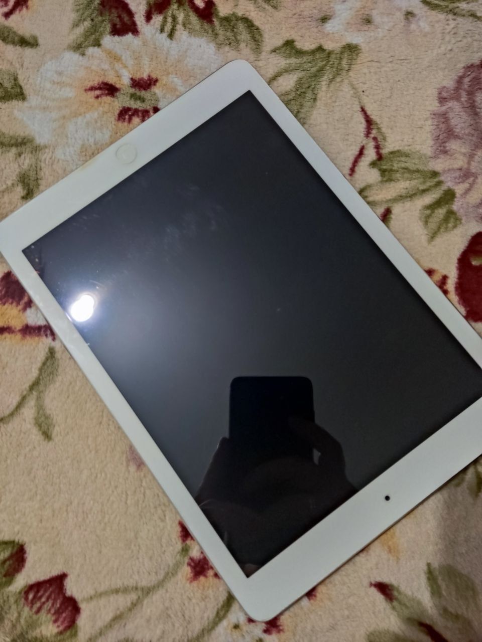 Планшет iPad air 16Gb WiFi аккумулятор 100%.