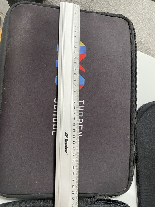 Pokrowiec na laptopa tabletka