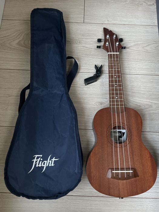 Ukulele flycat  c10s