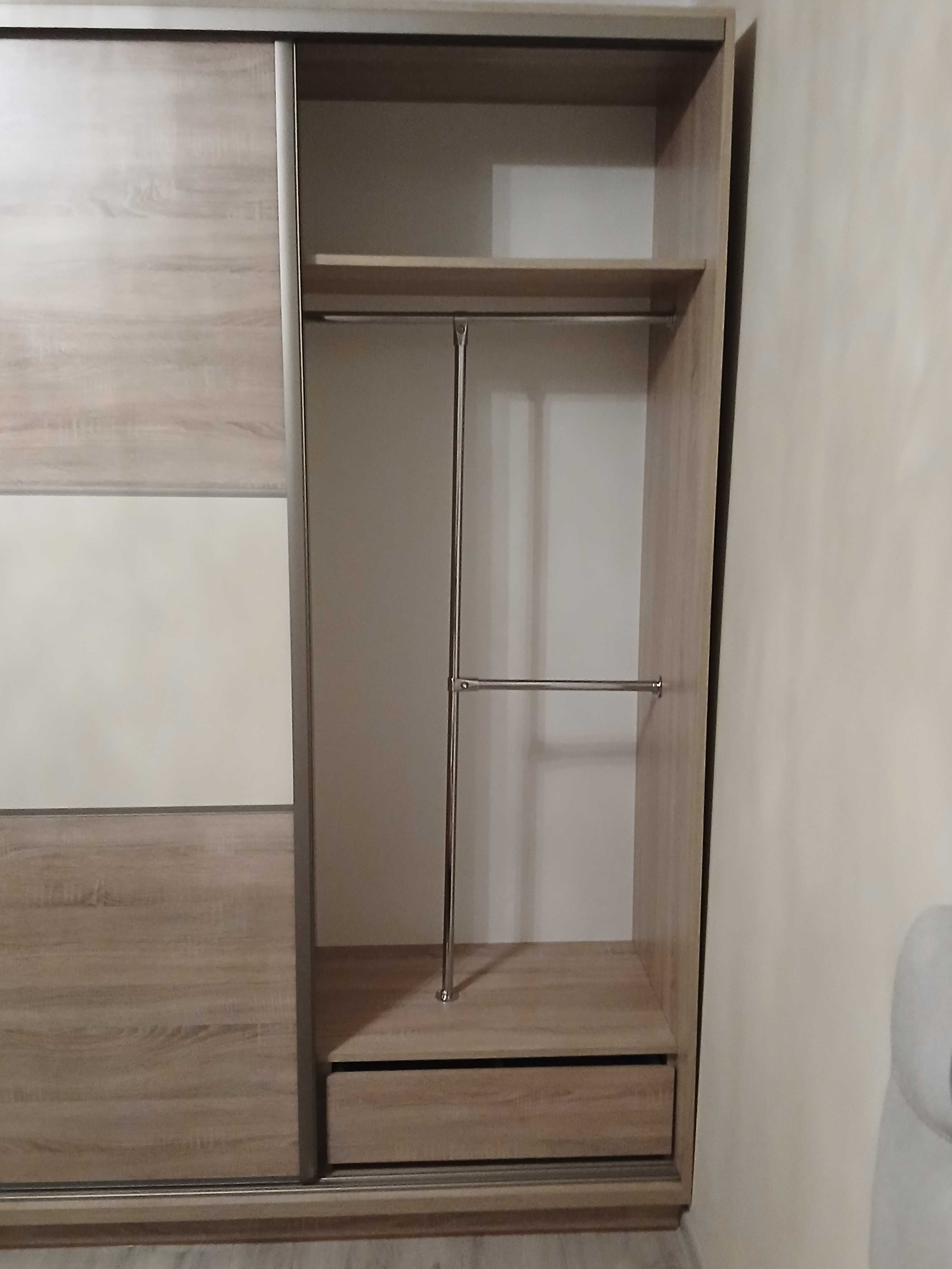Szafa pod wymiar dąb sonoma plus wanilia