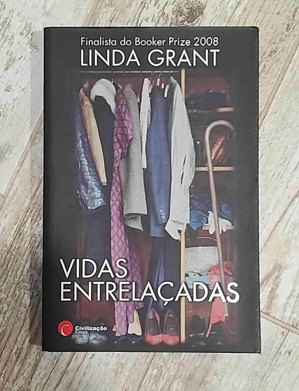 Livros variados em bom estado.