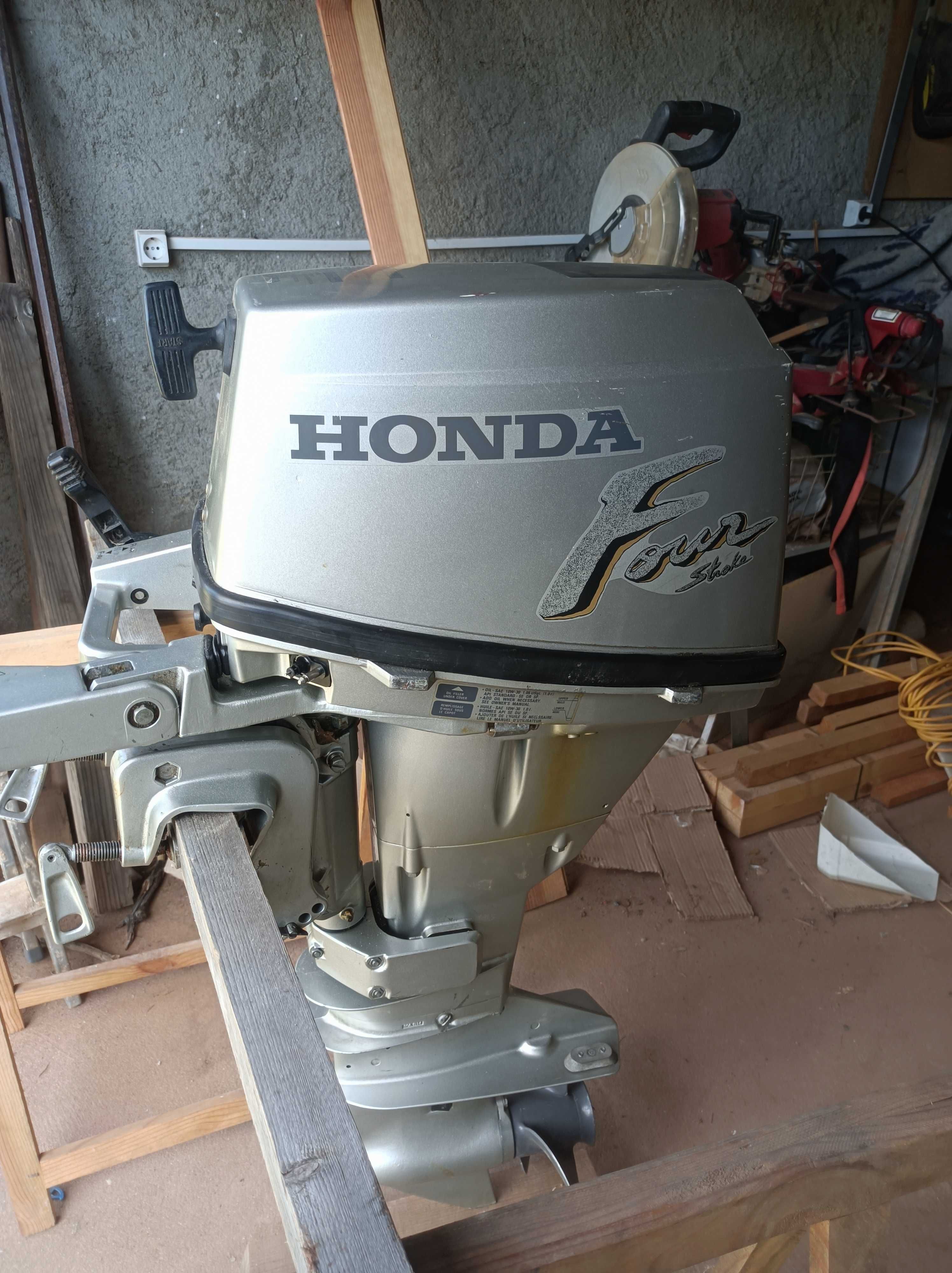 Motor barco Honda 9.9 cv praticamente novo